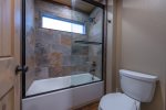 Highland Escape - Upper-Level Master Bathroom 